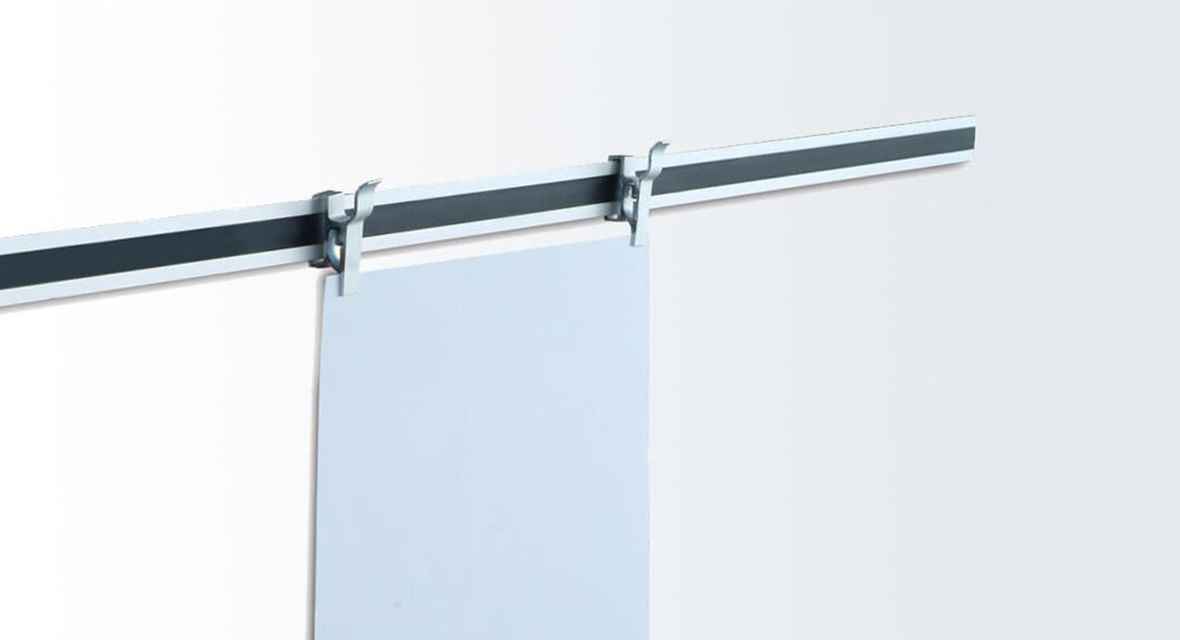 Display Rail: Model 20-R