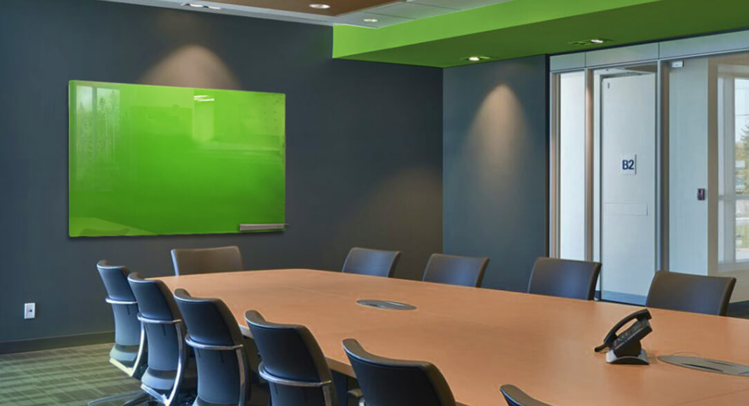 Tableau de verre magnétique peint en vert (couleur standard #T-560 Vert lime)
